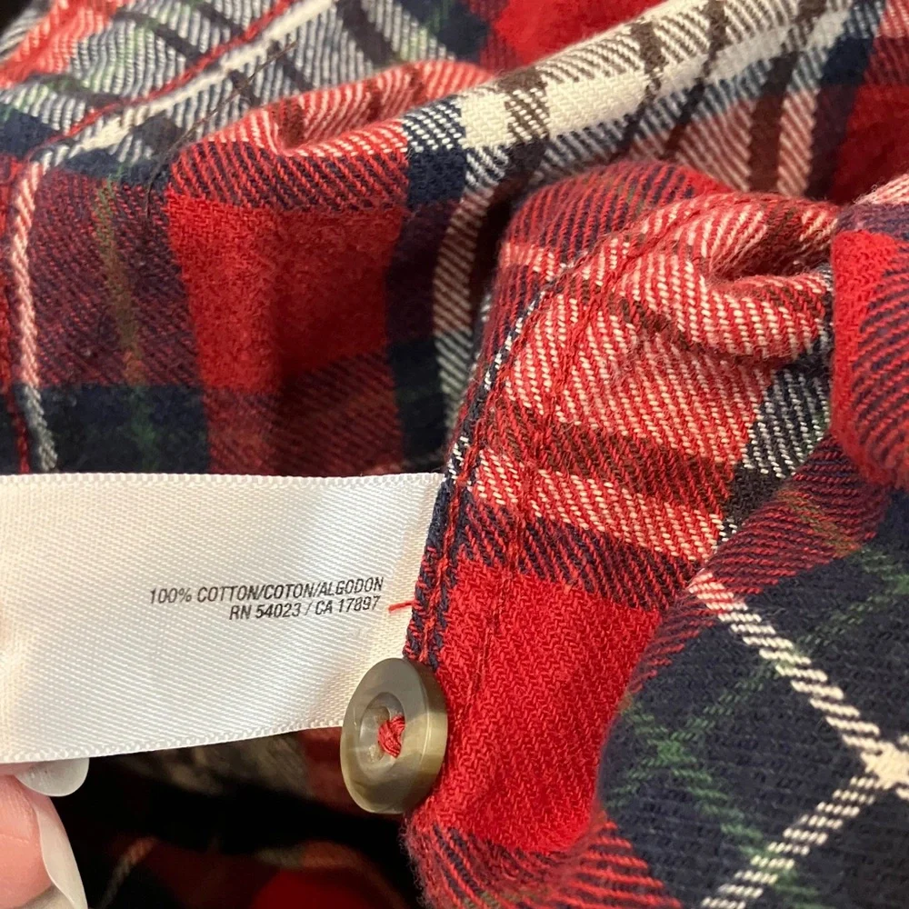 Old Navy Red and Blue Plaid flannel Shirt - Picture 4 of 5
